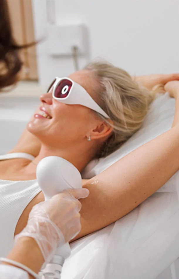 3 séances laser – Maillot intégral, aisselles & demi jambes ou cuisses