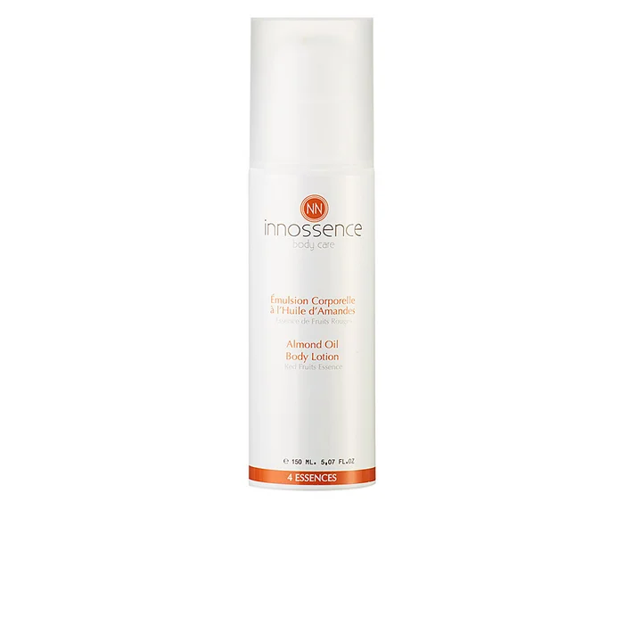 4 ESSENCES émulsion corporelle à l’huile d’amandes 150 ml