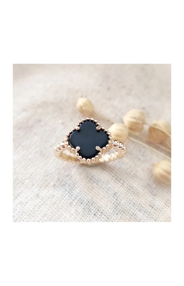 Bague trèfle – Laiton plaqué or & nacre