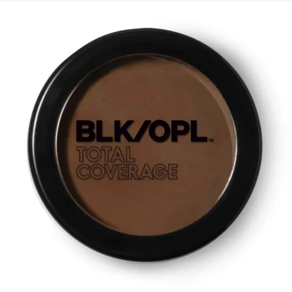 BLACK OPAL ≡ Fond De Teint Correcteur “620 Carob”