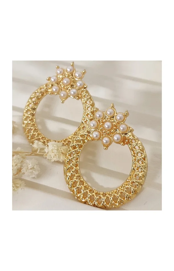Boucles d’oreilles créoles – Laiton plaqué or & perles