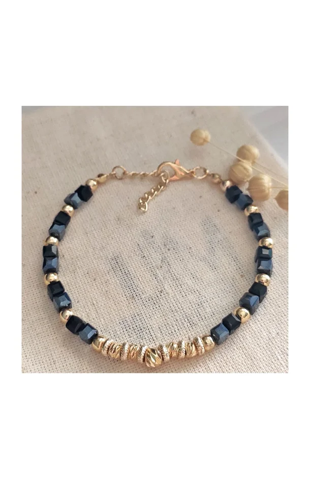Bracelet ajustable – Laiton plaqué or & perles noires