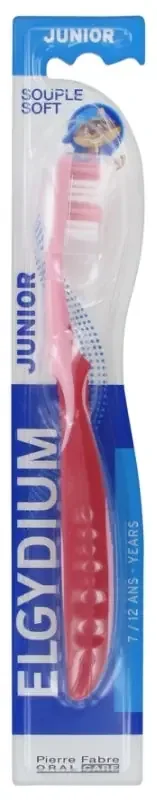 Elgydium Junior – Brosse à Dents Racoon 7/12 Ans – Couleur Rouge