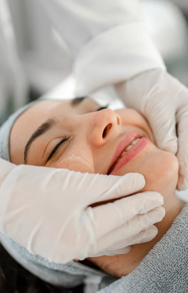 Massage aux huiles essentielles & soin du visage en duo – 1h30
