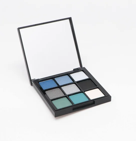 Palette d’ombres à paupières 9 couleurs – Winter Queen 18 g