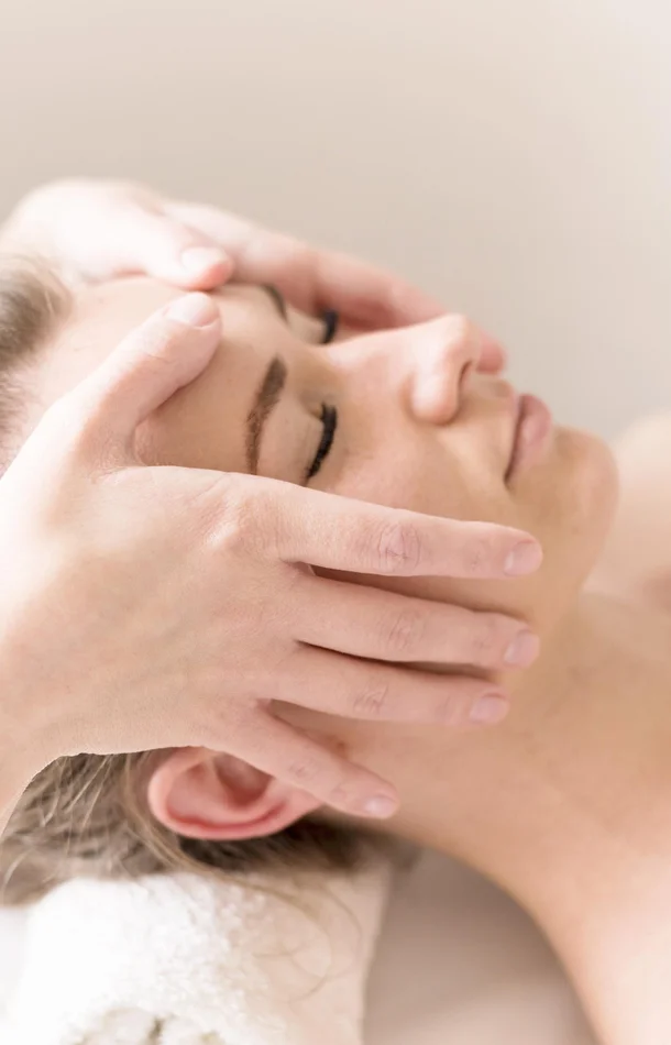 Soin visage Hydradermie