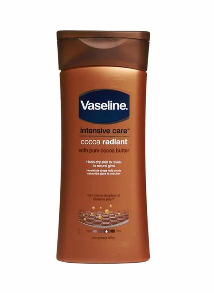 Vaseline Cocoa Radiant Lait Corporel au Beurre de Cacao 400ml